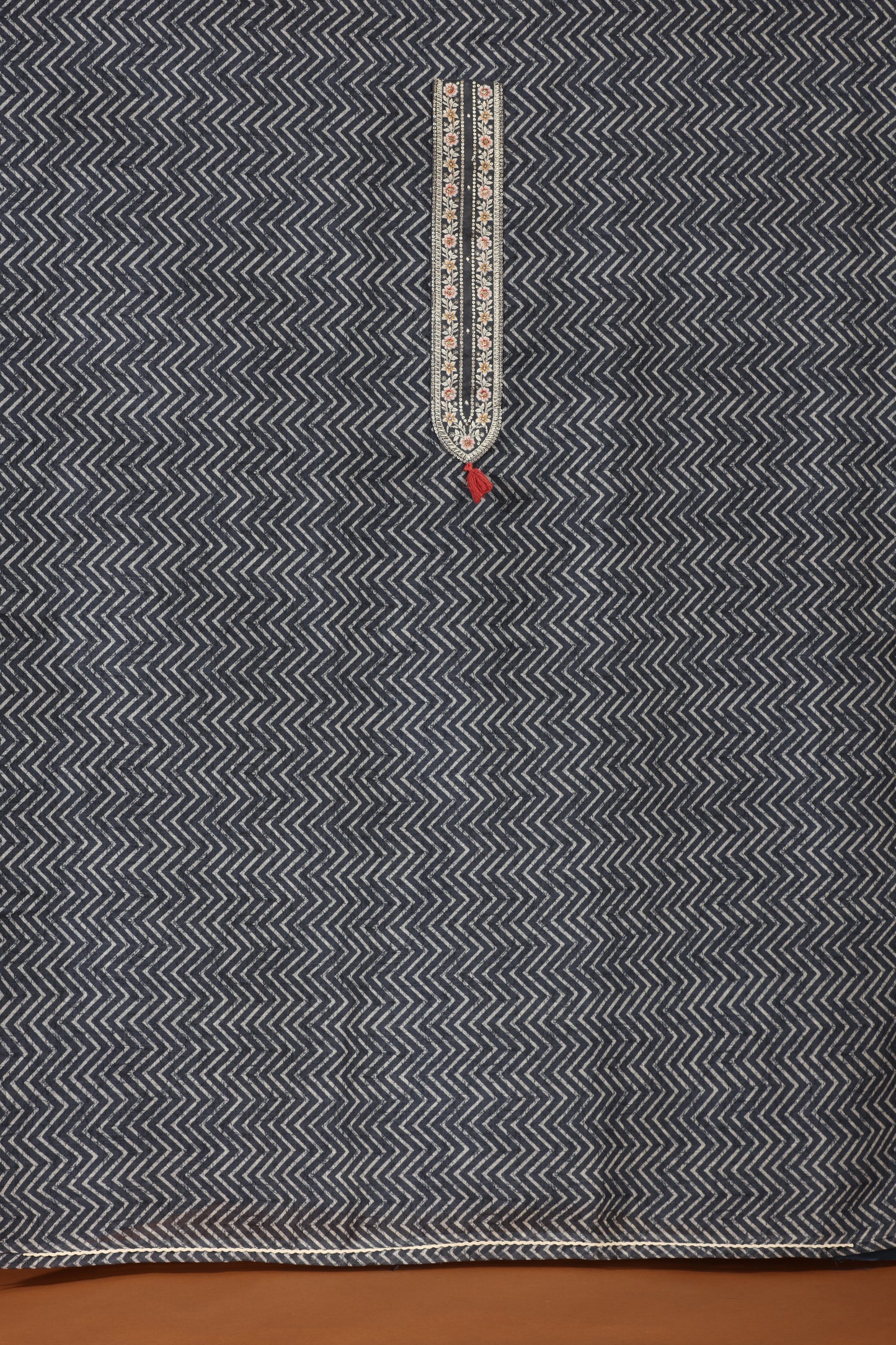 Grey & White Printed Kathan Silk Unstitched Dress Material Suit