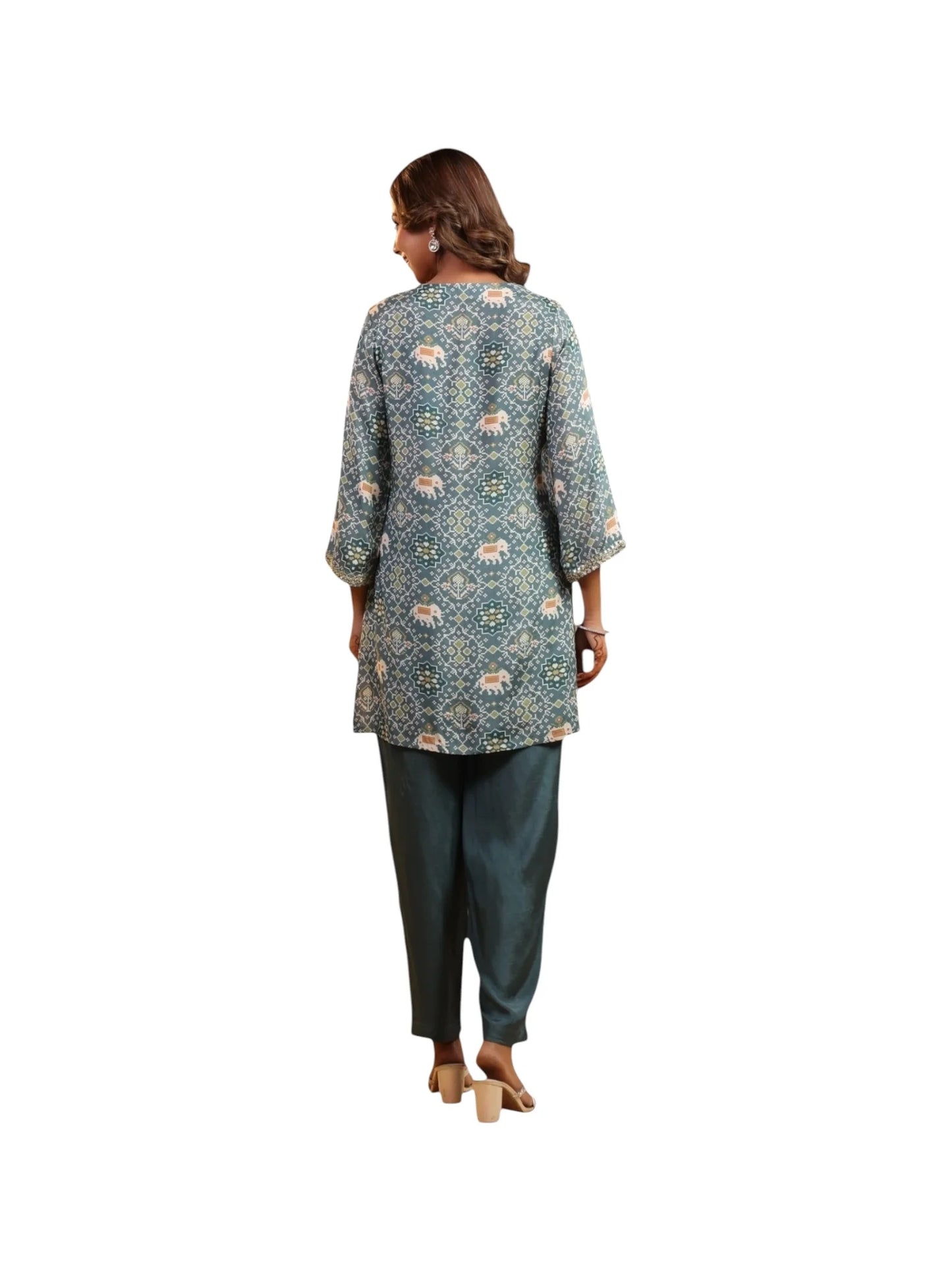 Grey Crepe & Satin Silk Kurta Set