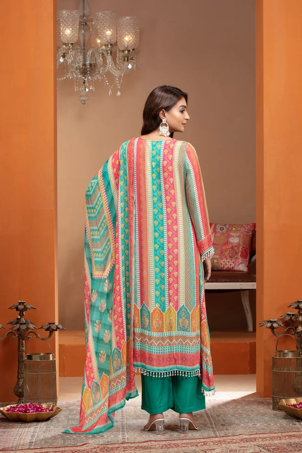 Green Chinnon Kurta Set with Sequin and Stone Embellishments