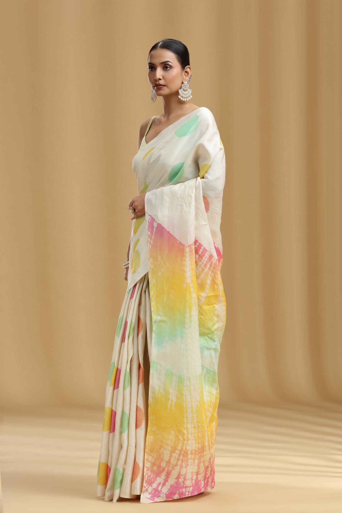 Ivory Dola Silk Tussar Batik Print Saree (Unstitched)