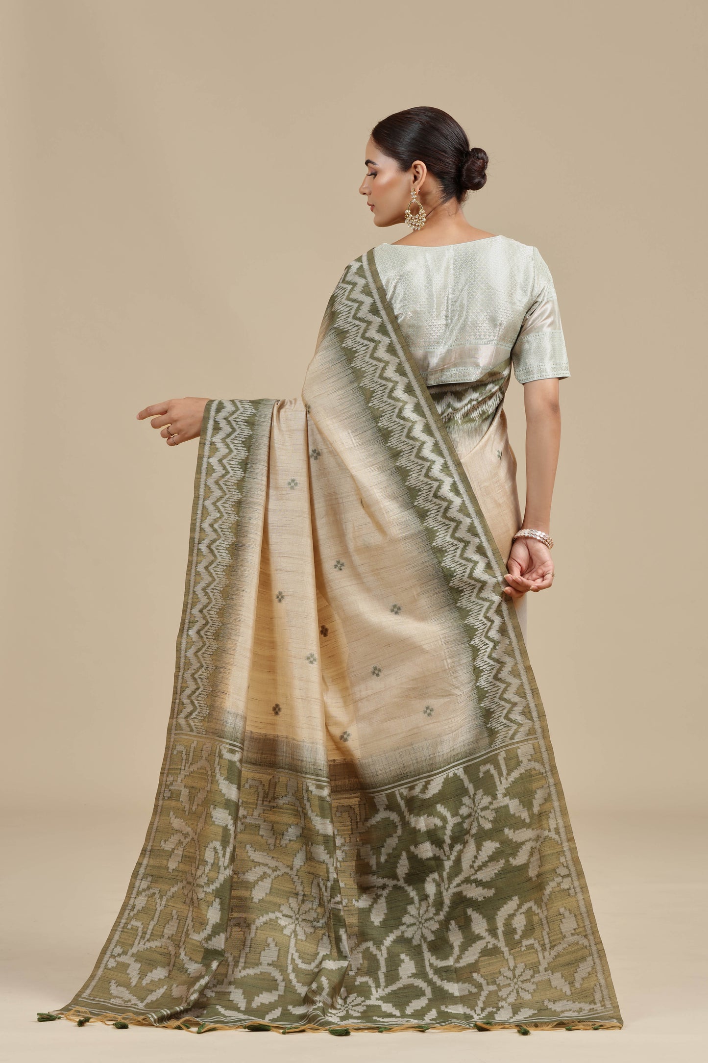 Beige Resham Woven Chanderi Saree with Unstitched Blouse