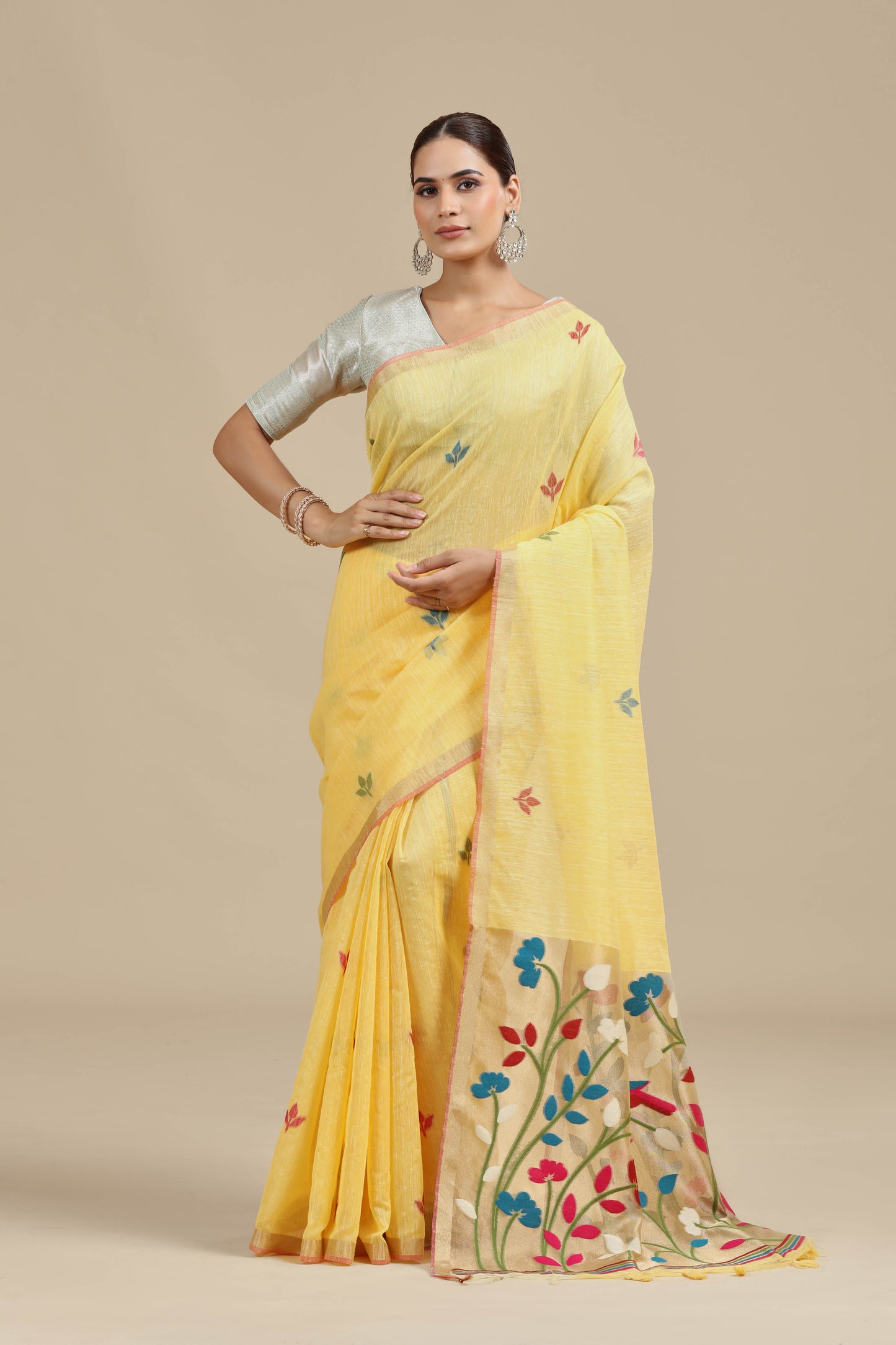 Yellow Threadwork Cotton Saree with Unstitched Blouse