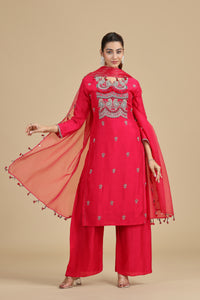 Pink Raw Silk Kurta Set with Sequins & Pearls