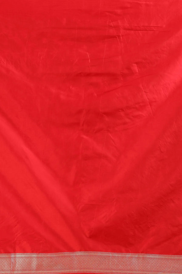 Red Kathan Silk Saree with Intricate Weaving