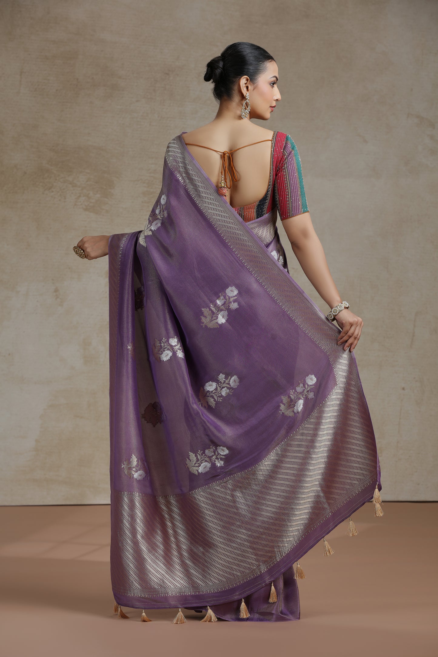 Mauve Dola Silk Saree with Woven Detailing