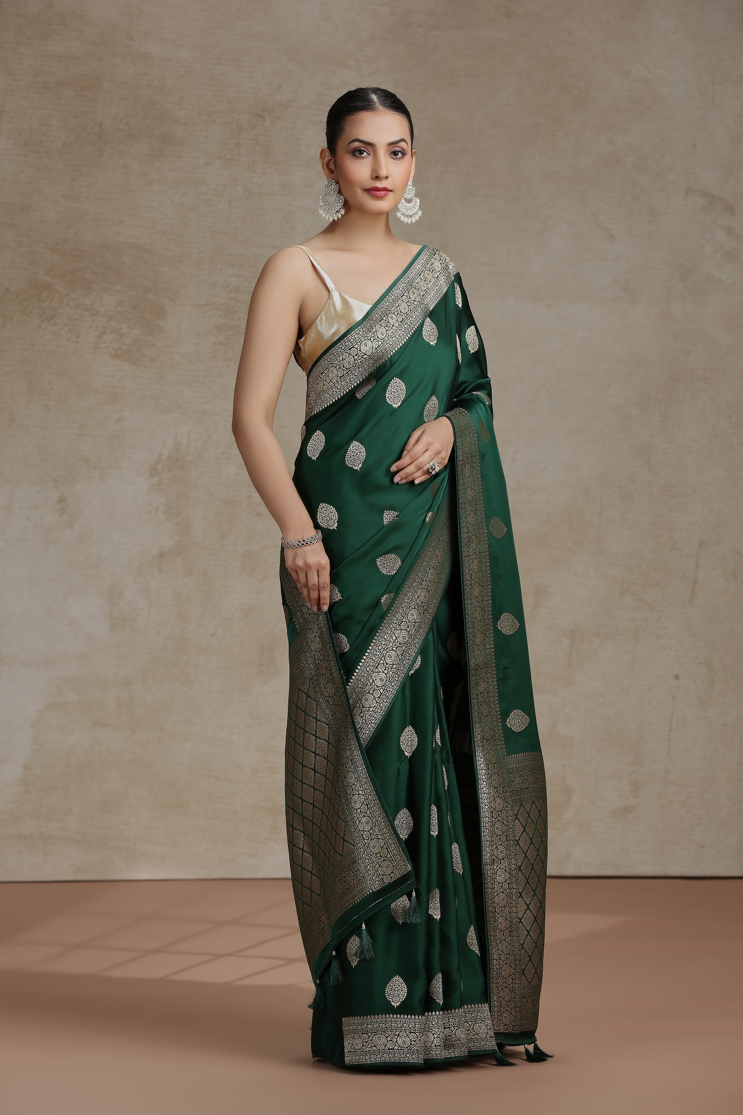 Bottle Green Dola Silk Saree with Woven Detailing